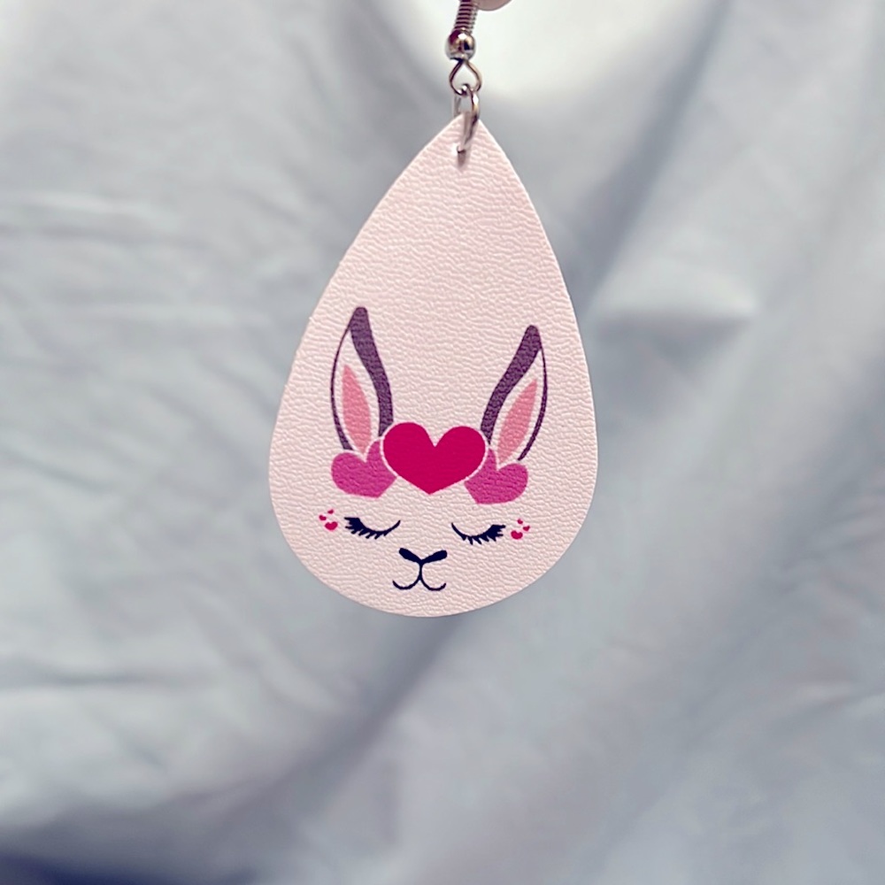 5/$25 🐇 Easter Rabbits and Baby Chick Drop Earrings 🐣 - Picture 2 of 7